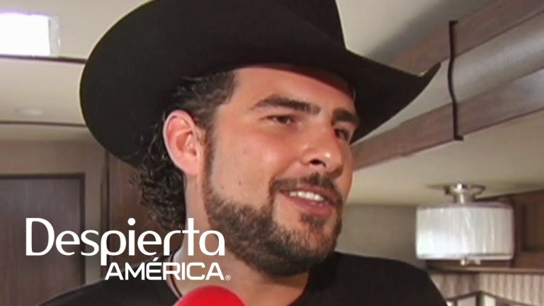 Con quien esta casada paulina rubio