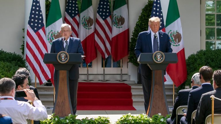 Cuantas personas trabajan en la casa blanca
