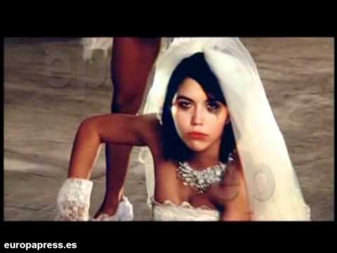 Con quien esta casada katy perry